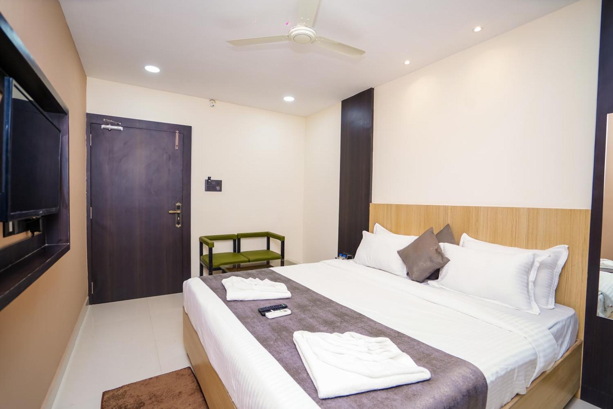 Hotel Middleton Nxt Bhubaneswar Exterior photo